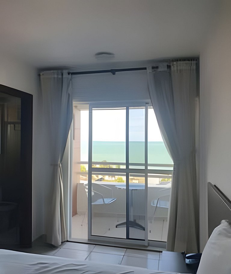 506 FLAT Terrazzo em ponta negra