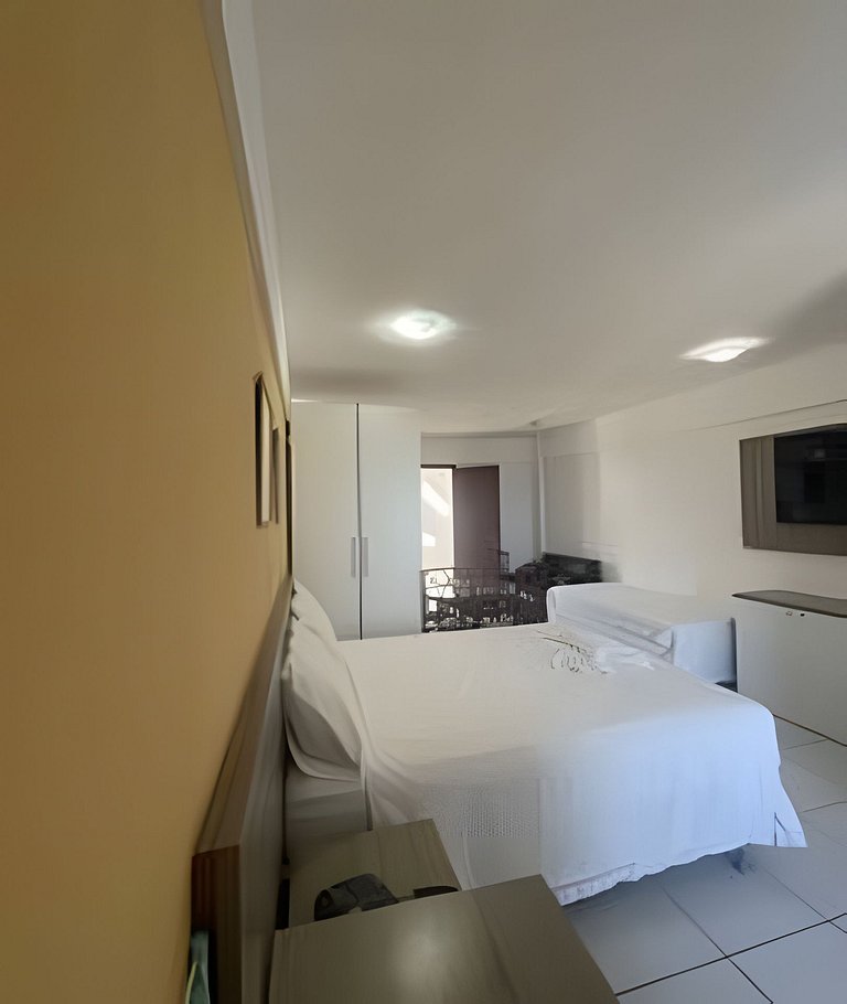 506 FLAT Terrazzo em ponta negra