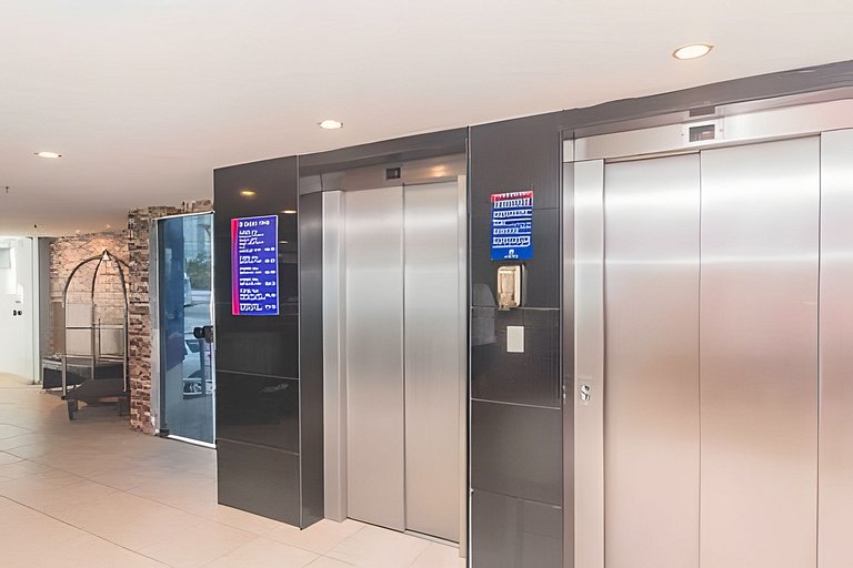 205 FLAT terrazzo em ponta negra