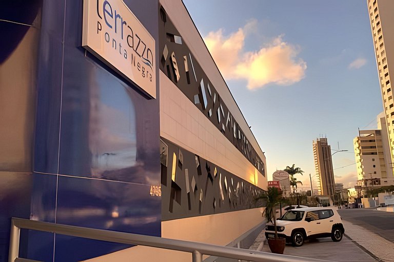 205 FLAT terrazzo em ponta negra