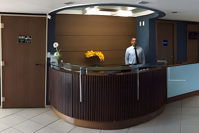 205 FLAT terrazzo em ponta negra